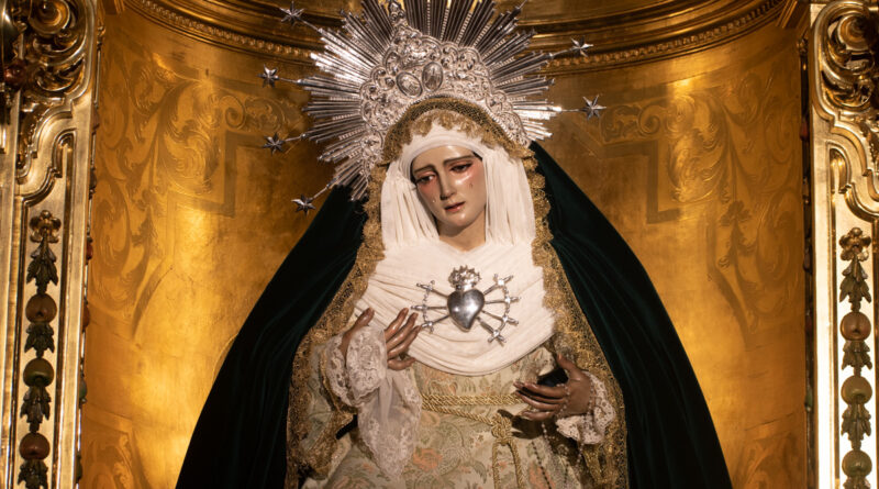 Mª Santisima de los Dolores sera trasladada al Altar Mayor de la parroquia de San Sebastian